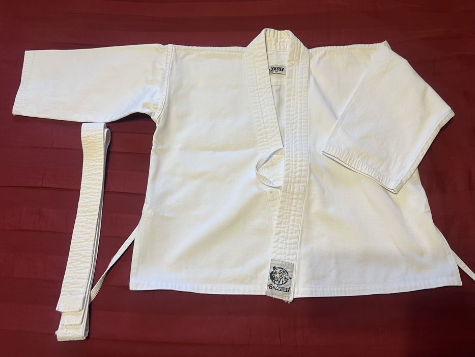 Кимоно для карате Bravest 4-7 лет (размер 36)