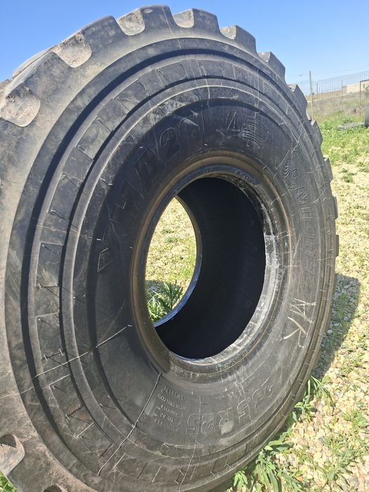 Anvelope 23.5R25 Michelin vola, dumper