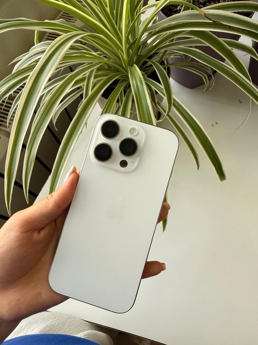 Apple iPhone 16 Pro 128 GB • 95% АКБ • Оригинал • Отличное состояние