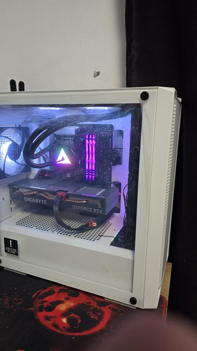 PC Gaming – i7 14700k• RTX 4060 8gb OC • 32GB Ram • 4TB