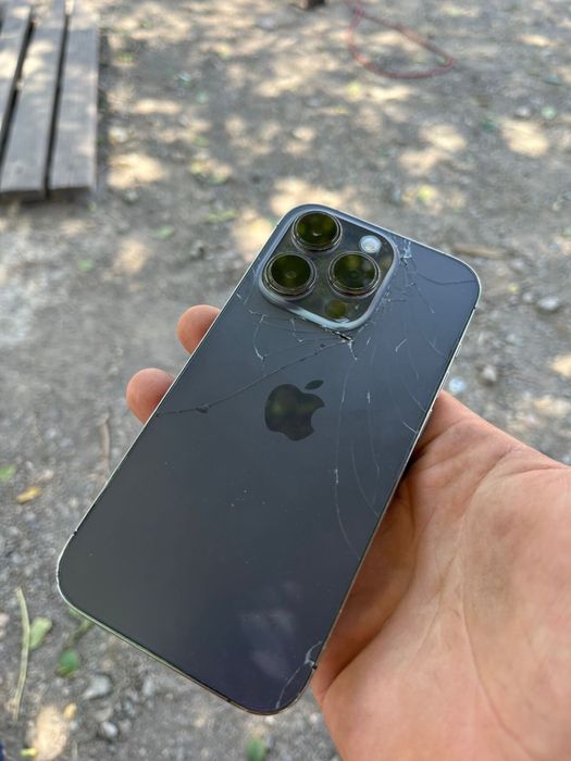 Продается iPhone 14 Про и 13-й