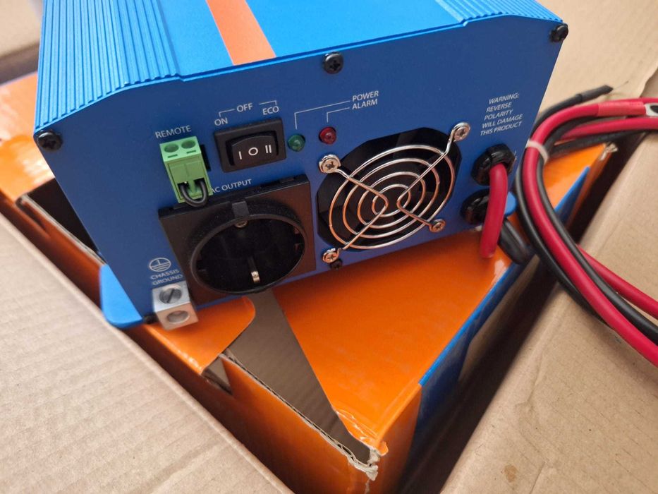 Victron Energy Phoenix 24/1200