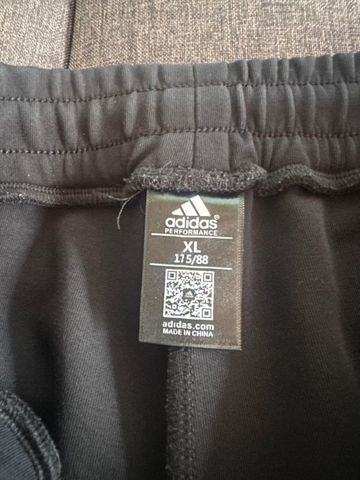 Продам штаны Adidas Трешки