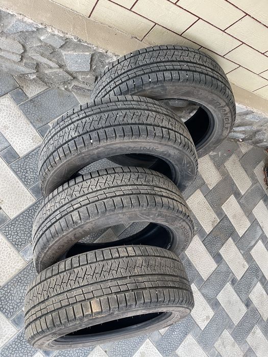 Зимные шины 235/55/18