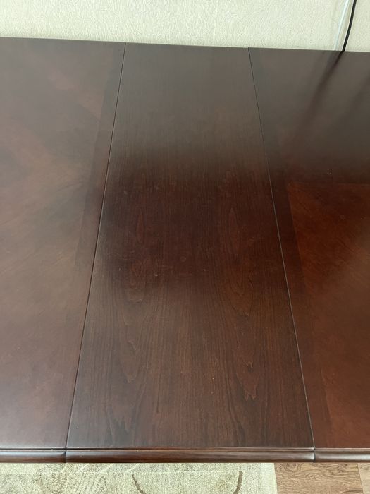 Стол раздвижной в гостиную