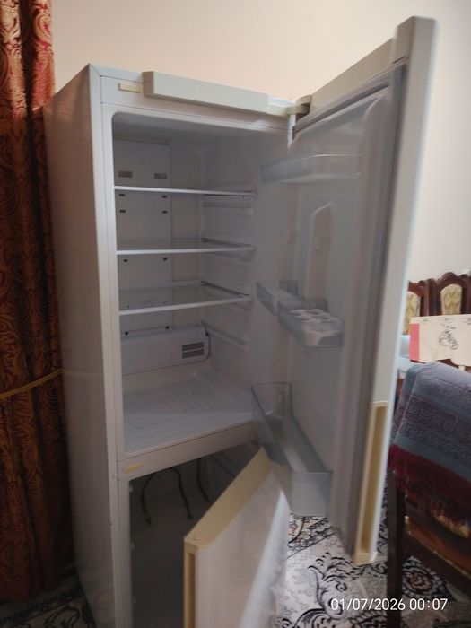Продам холодильник