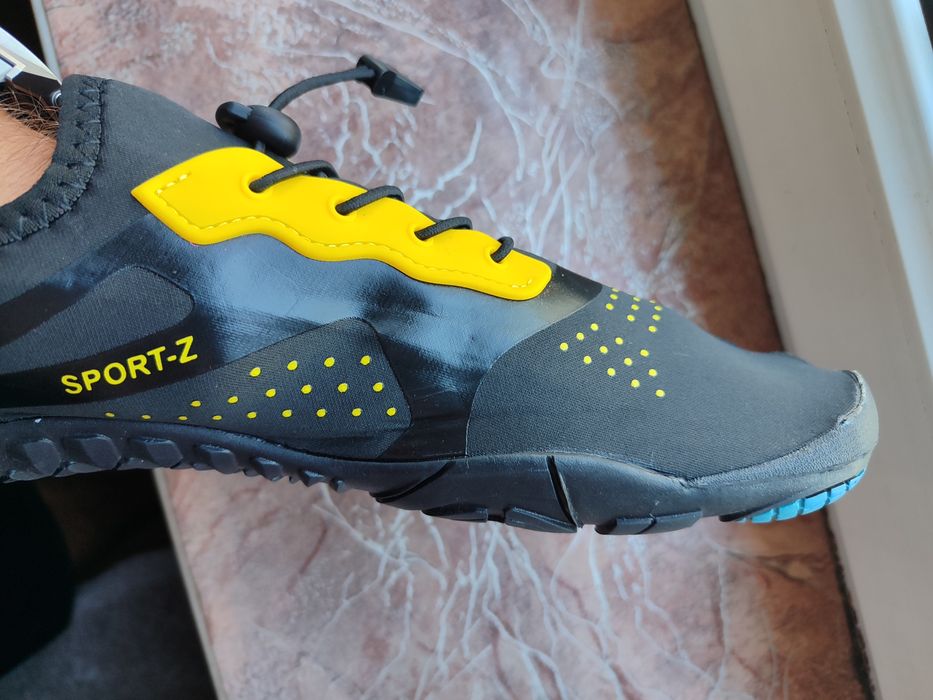 Коралки Аквашузы новые 44