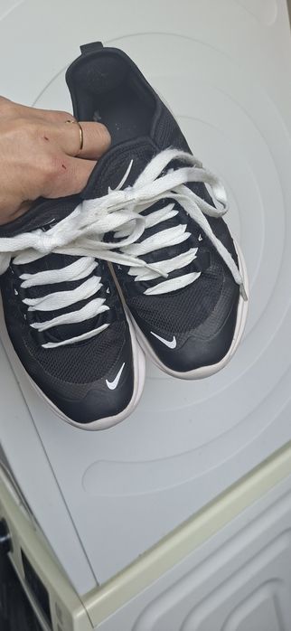 Маеатонки Сникърси Nike Air Max Axis 35,5