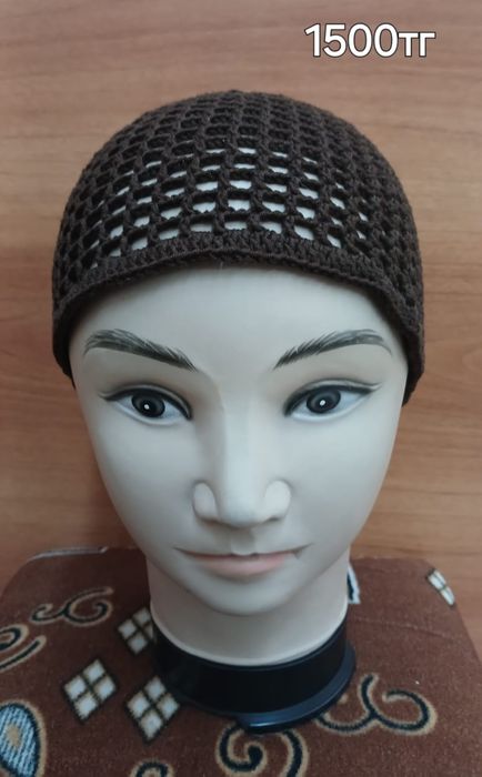 Продам вязаные шапки