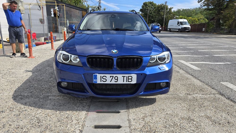 Vând BMW 320d  e91