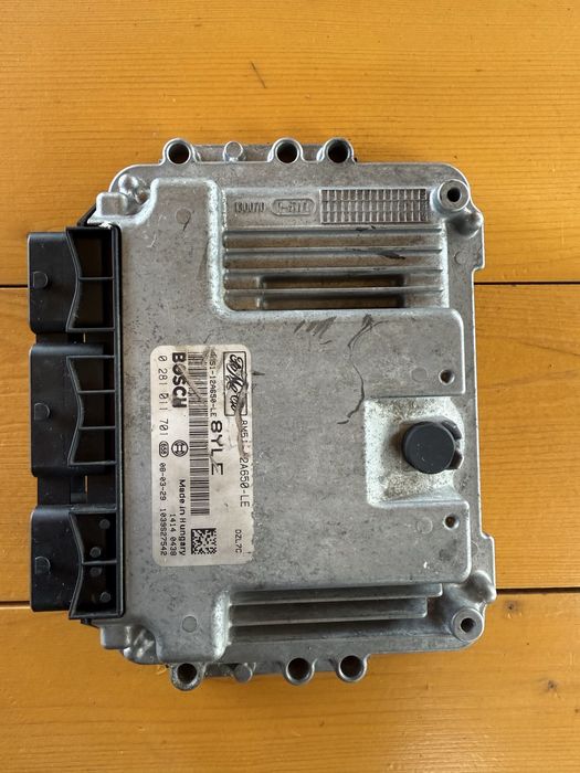 ecu original bosch ford focus 2 2008