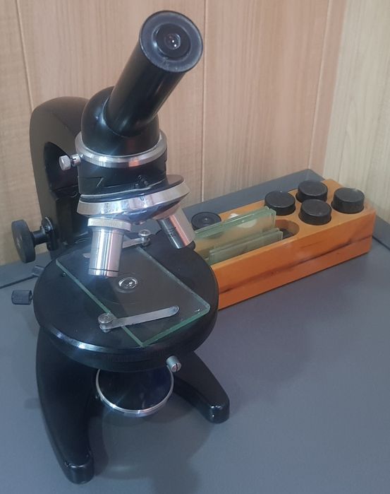 Продаётся микроскоп