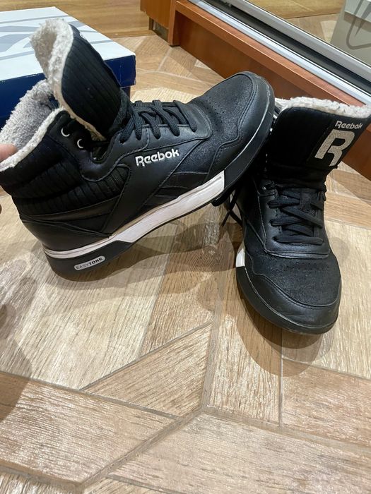 Кроссовки Reebok женские