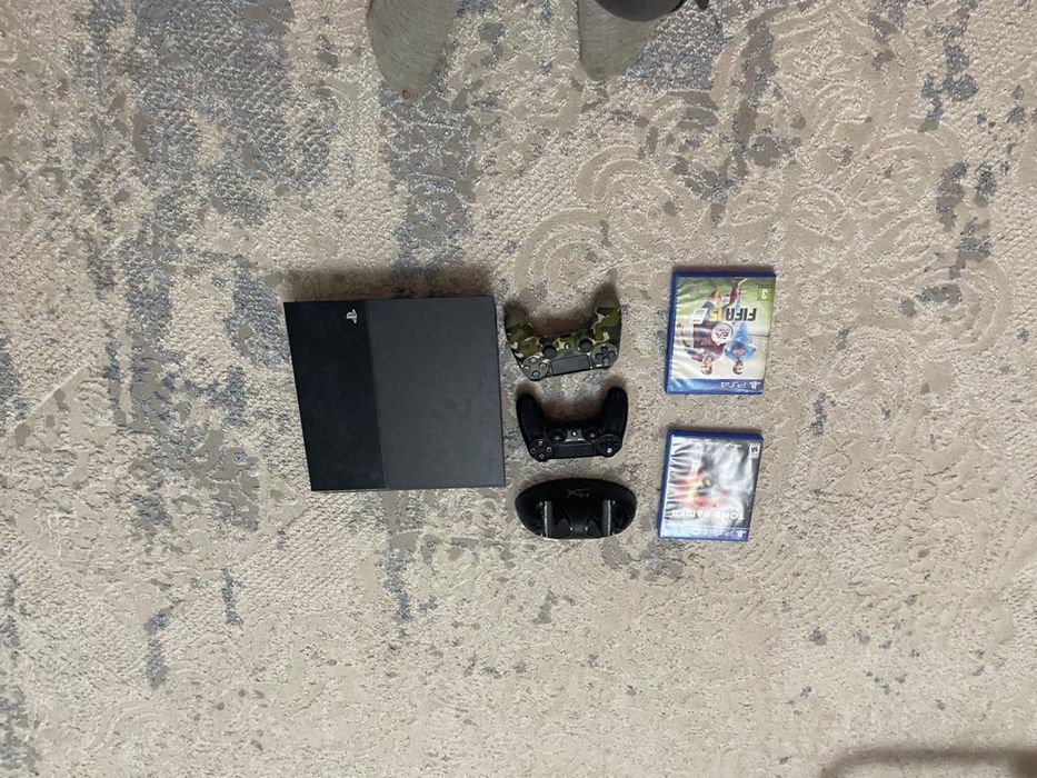 Продам  игровую приставку