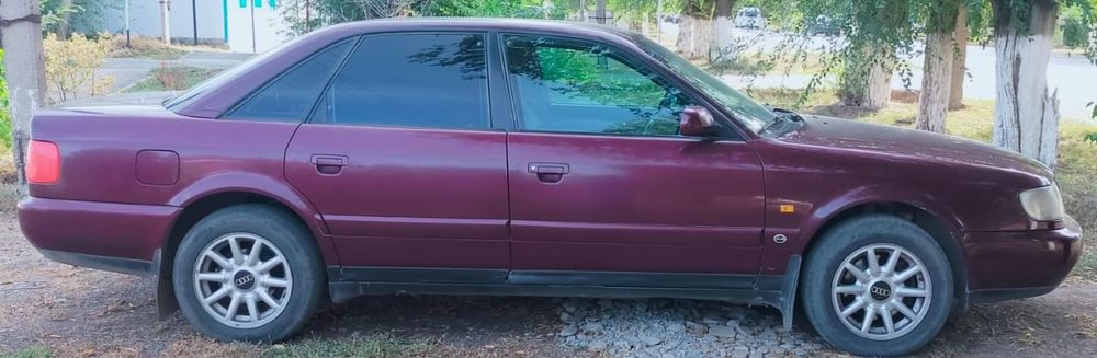 Продам AUDI A6 C4 переходка
