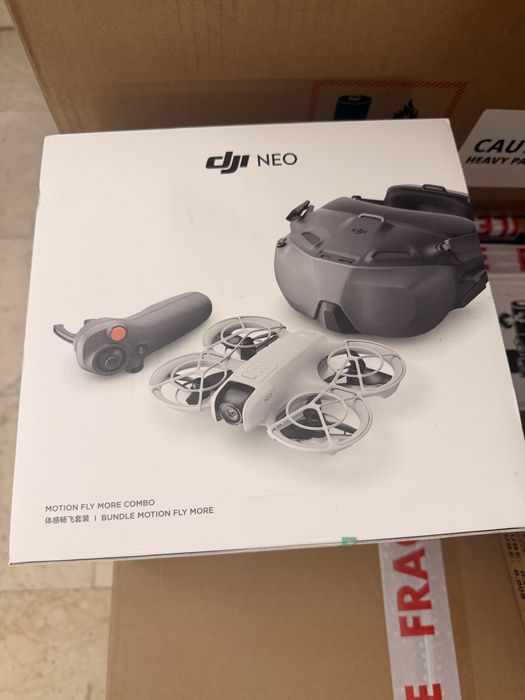 Drona dji neo motion fly more combo noua sigilata