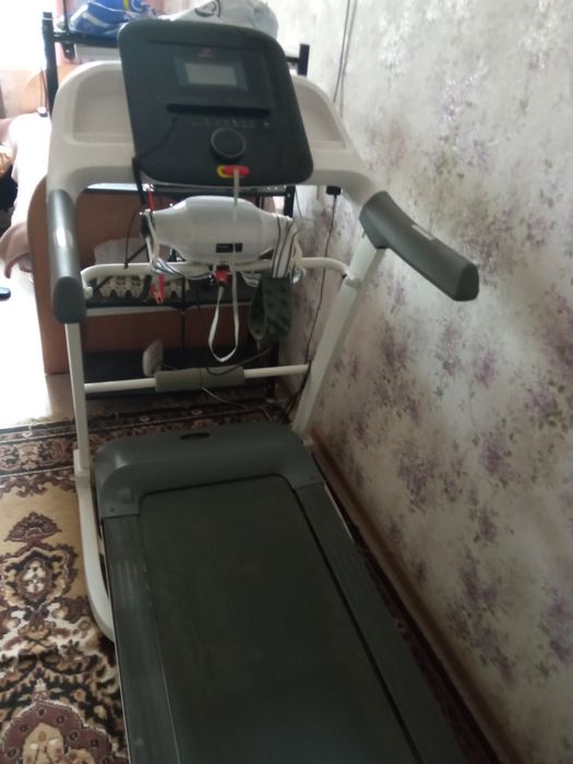 Беговая дорожка .