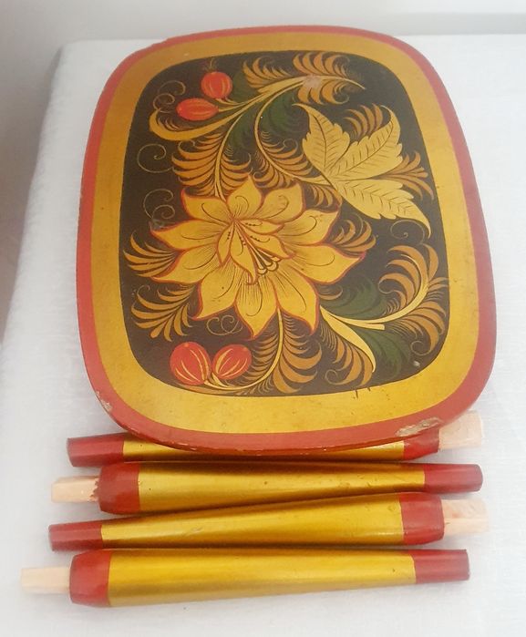 Scaun colectie/ lemn aurit pictat