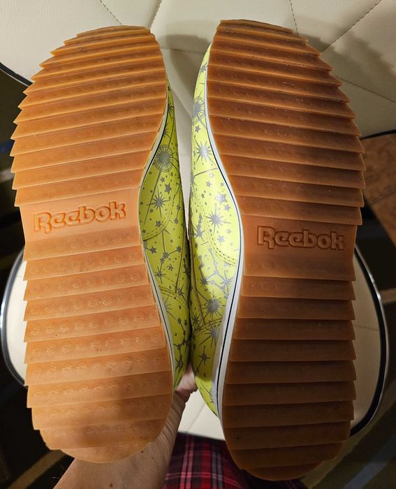 Adidasi Reebok deosebiti 40