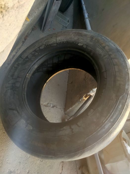 Шина от фуры Вольво