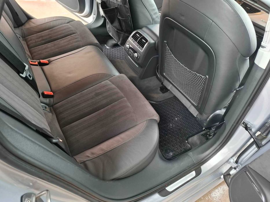 Audi A6, C7 2016 Алкантара