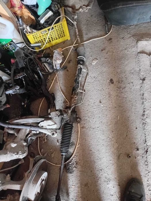 Продам автозапчасти Пассат Б-3