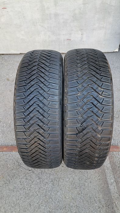 2 бр Зимни гуми 235 65 17 Laufen
