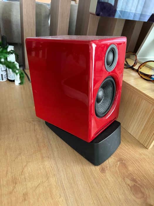 Vând boxe audioengine a2+ wireless rosu