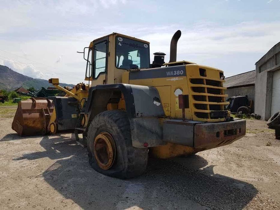 dezmembrari utilaje komatsu