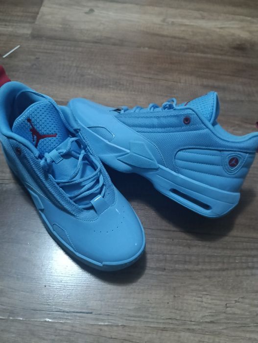 Adidași Nike Jordan