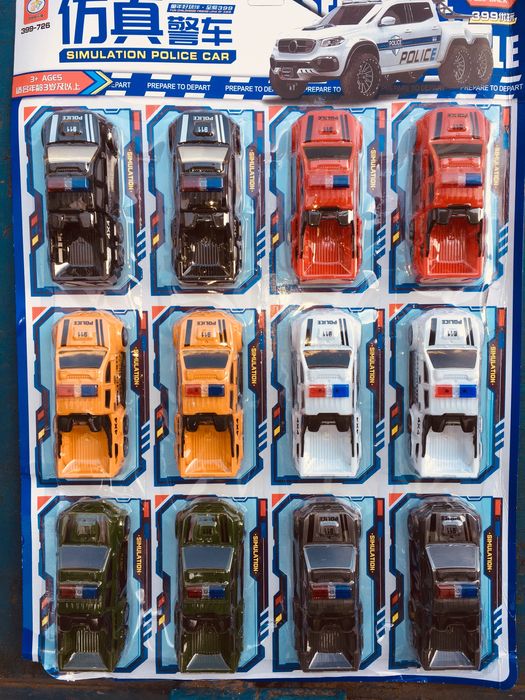 Набор игрушек на полете