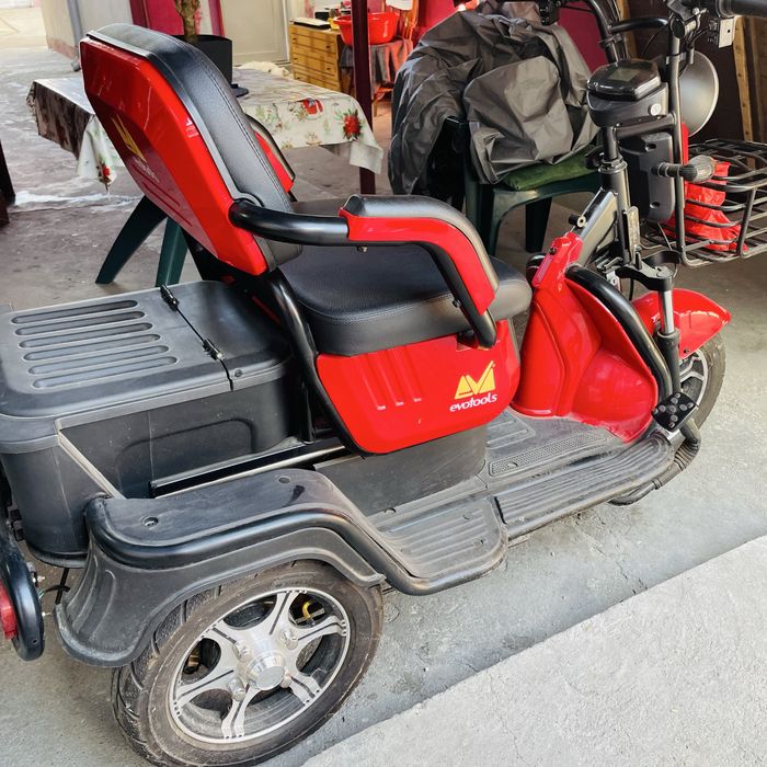 Triciclu electric