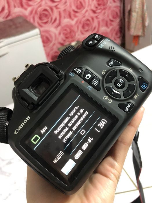 Профессиональный фотоаппарат