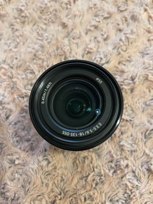 Обектив Sony E 18-135 мм