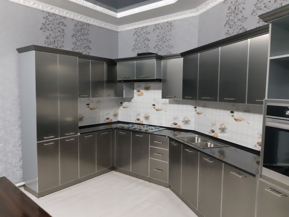 Урганч шахрида хар хил стильда мебельлар.