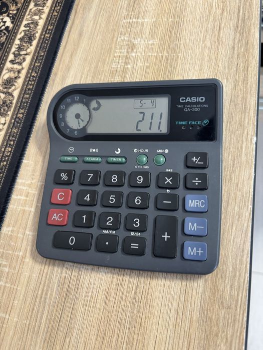 Ceas calculator timer birou Casio