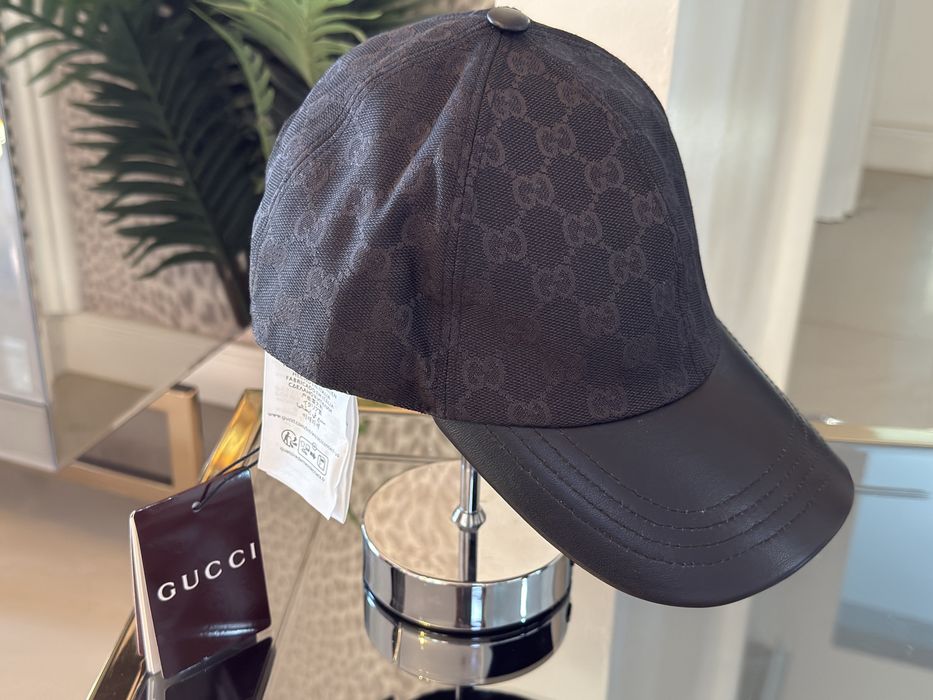 Sapca Gucci model deosebit cu detalii piele