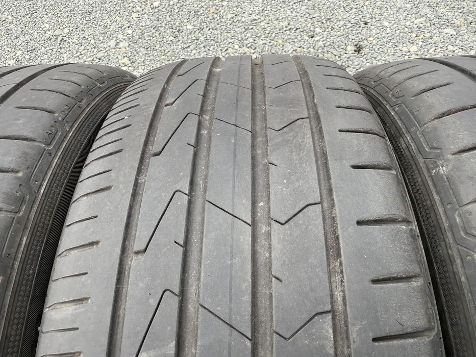 4бр. Летни Гуми С Борд 205/55R/16 -HANKOOK- DOT:4417- 5.2мм. + 4.9мм.