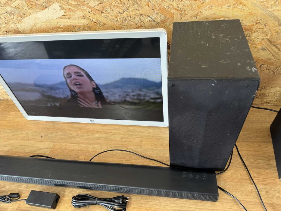 Телевизор и саундбар - LG 28inch / smart / сет2