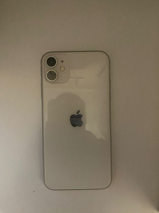 Iphone 11 64gb перфектен!