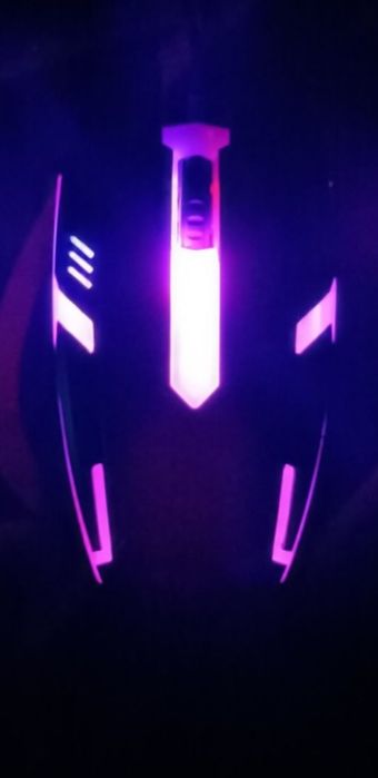 Игровая мышка с подцветкой