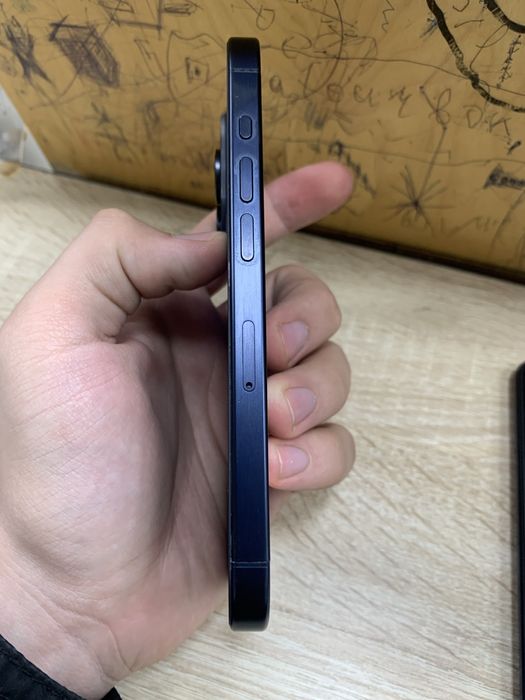 iPhone 15 Pro 256GB Sim sotladi