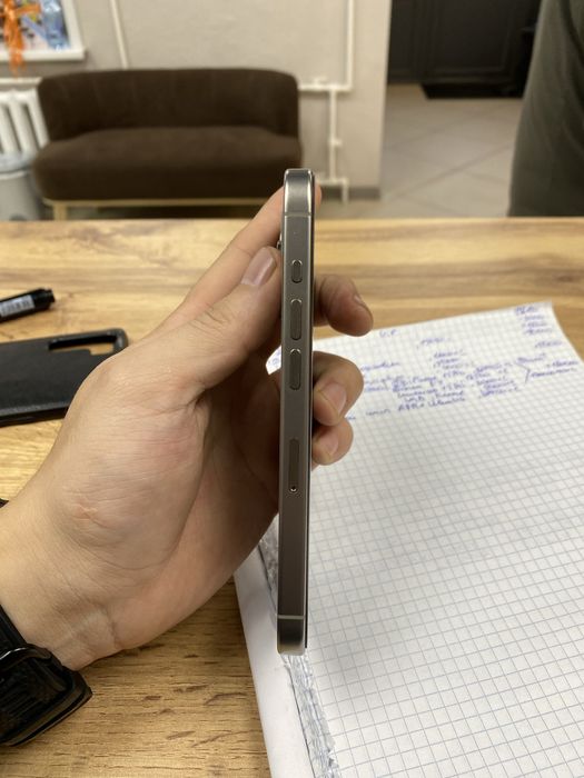 Продам Iphone 15 Pro 128