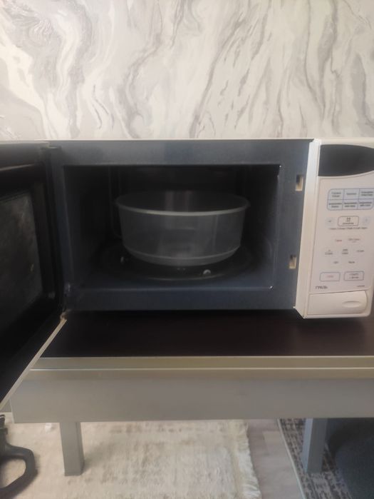 Микроволновая печь