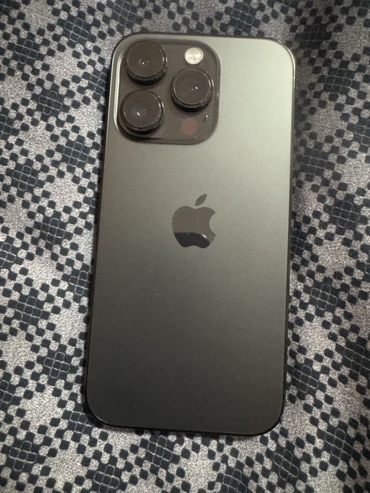 iPhone 14 pro black