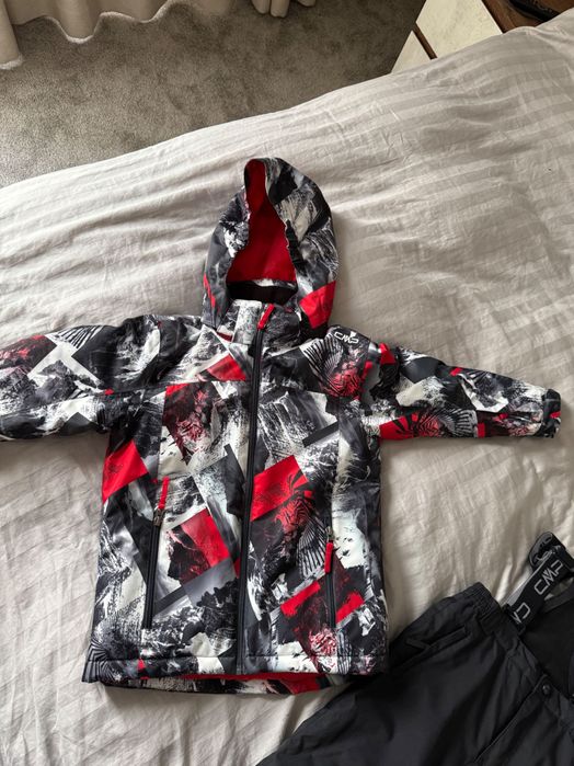 Детски ски екип CMP размер 128 - за 8г.