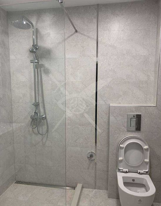 Дава се под наем Тристаен апартамент в Пловдив, Център - 90 кв.м за 418.71 € - Снимка #10