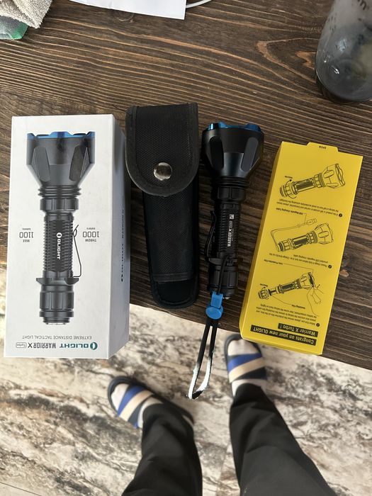 Lanterna olight warrior x turbo