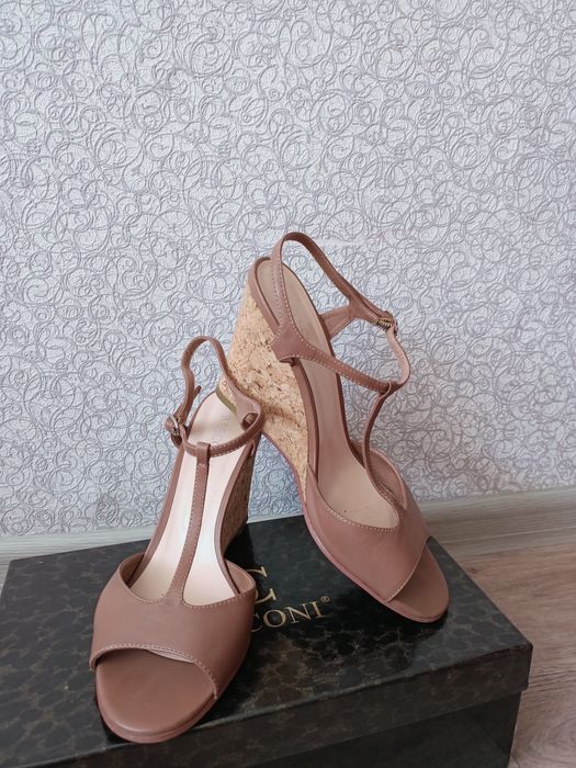 Босоножки натуральная кожа