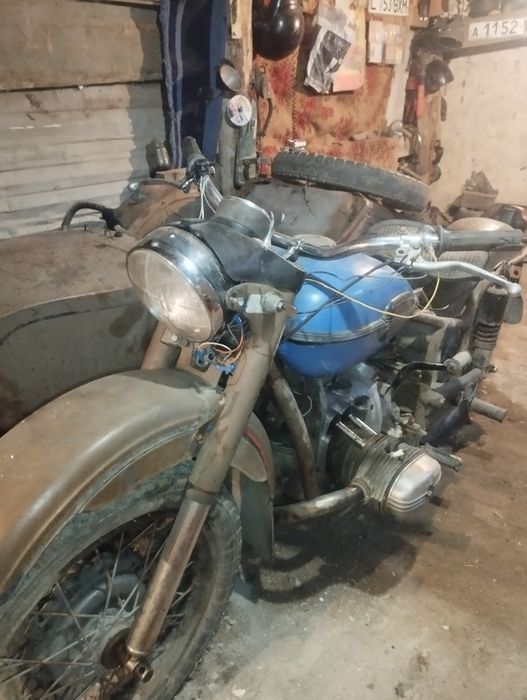 Продам мотоцикл Урал м67